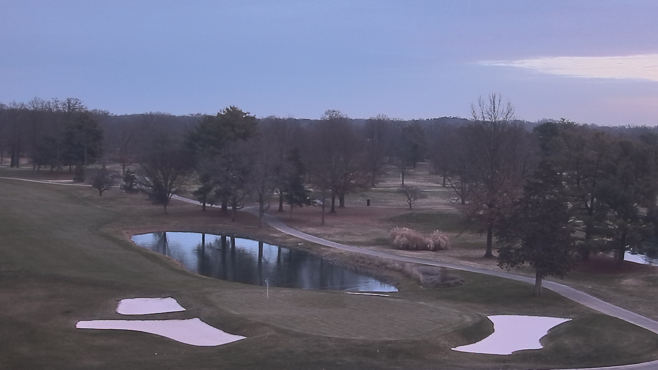 Thumbnail for current weather camera view from International Country Club in Chantilly, Virginia