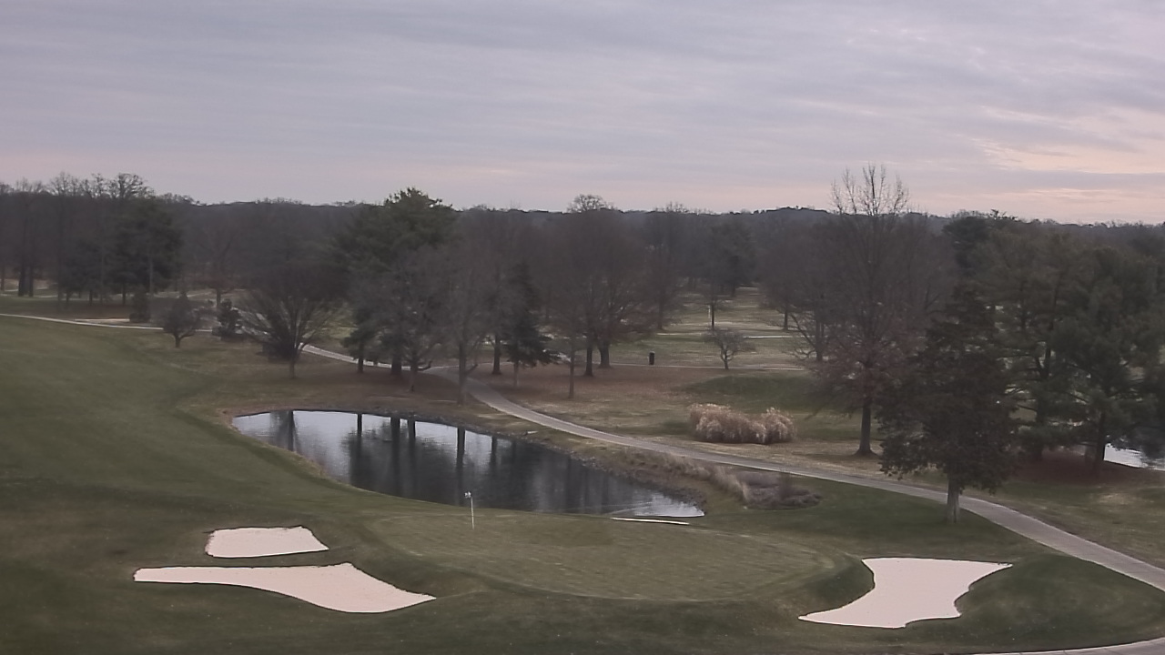 Thumbnail for current weather camera view from International Country Club in Chantilly, Virginia