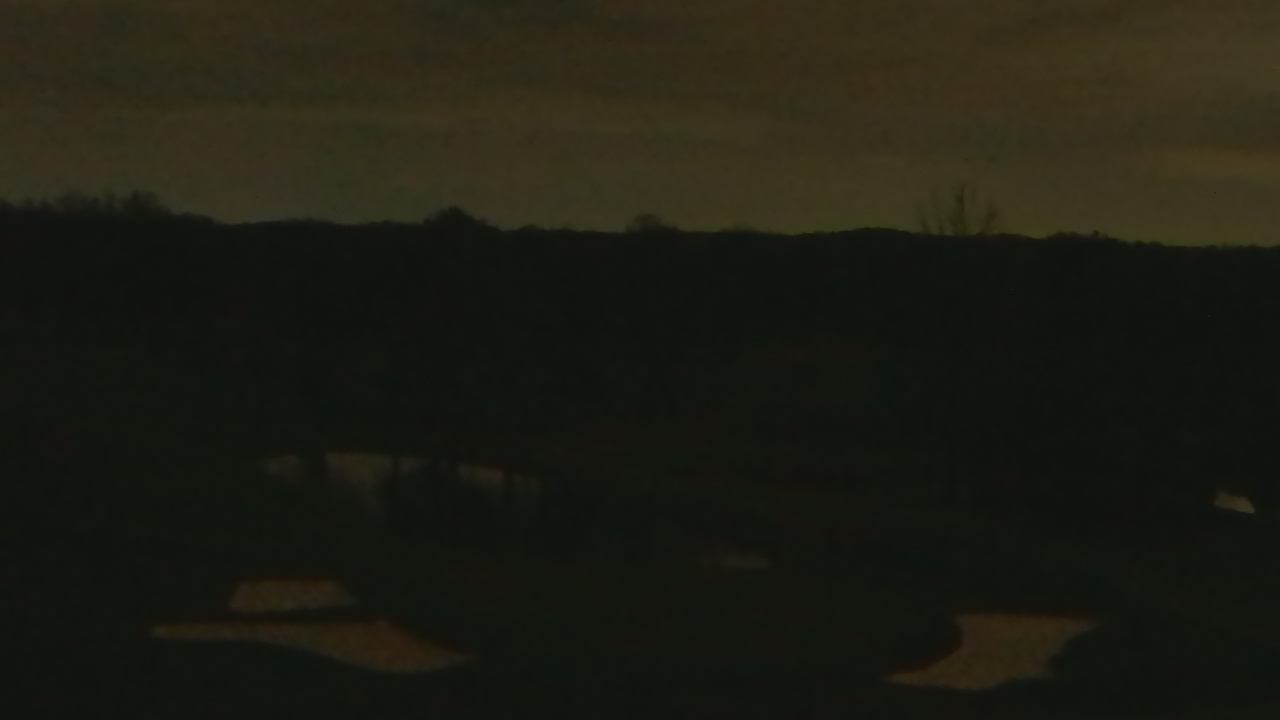 Thumbnail for current weather camera view from International Country Club in Chantilly, Virginia