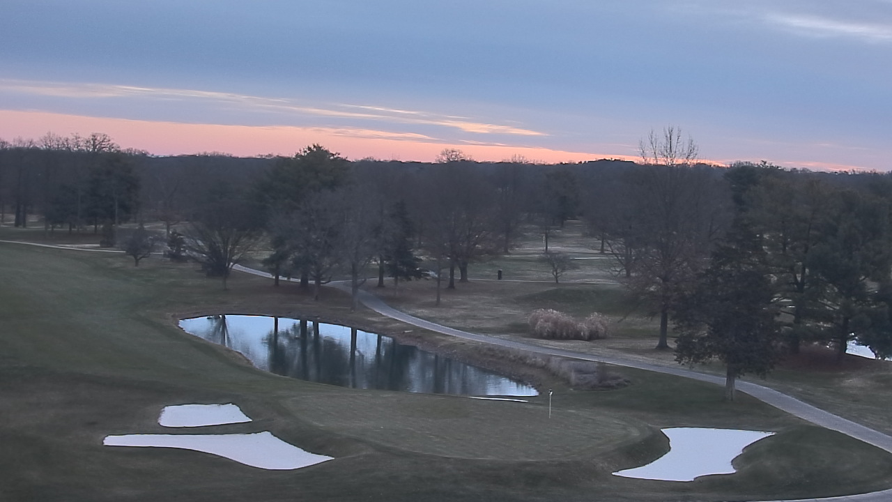 Thumbnail for current weather camera view from International Country Club in Chantilly, Virginia