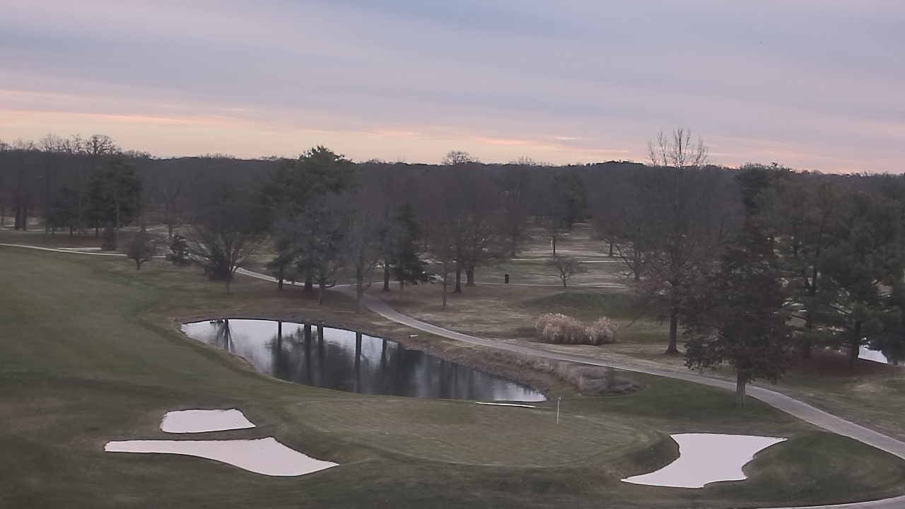 Thumbnail for current weather camera view from International Country Club in Chantilly, Virginia