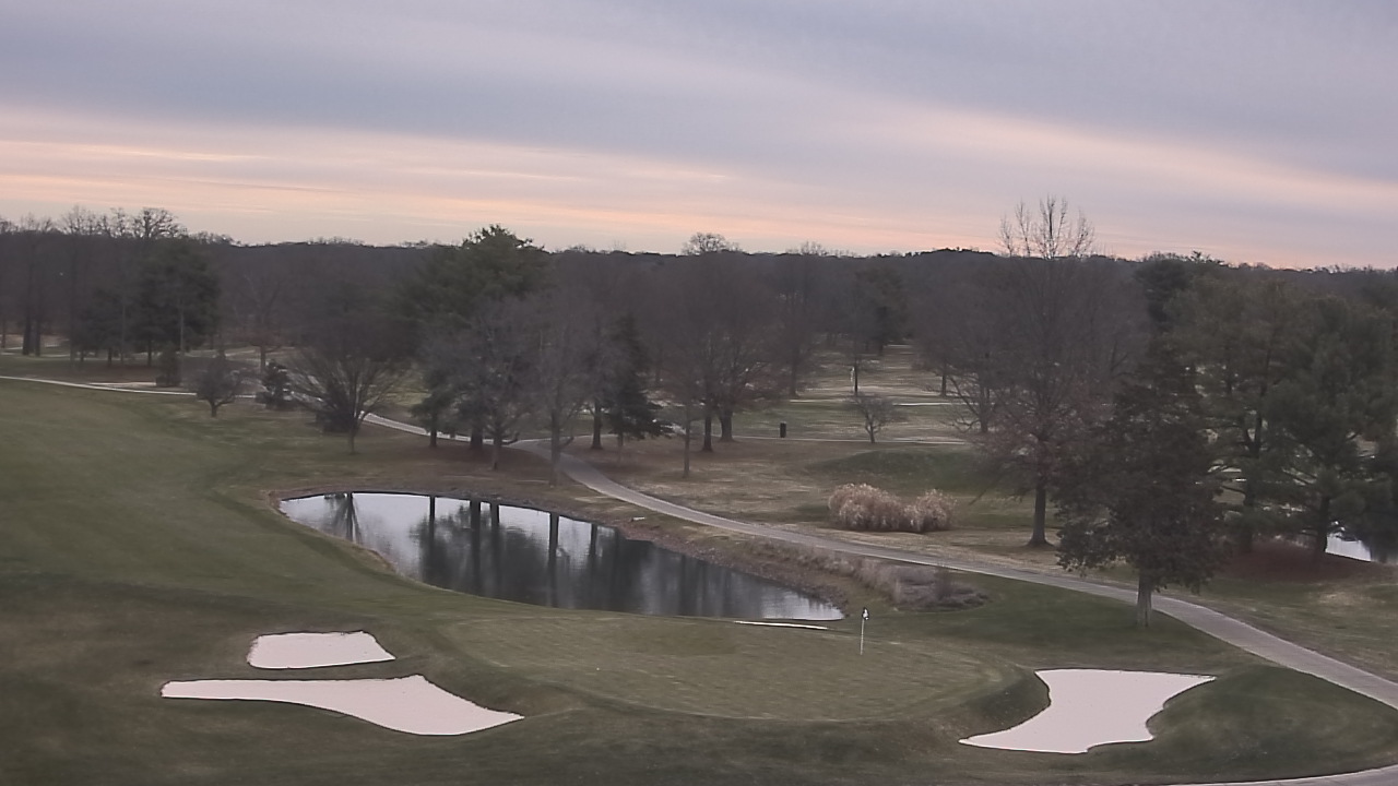 Thumbnail for current weather camera view from International Country Club in Chantilly, Virginia