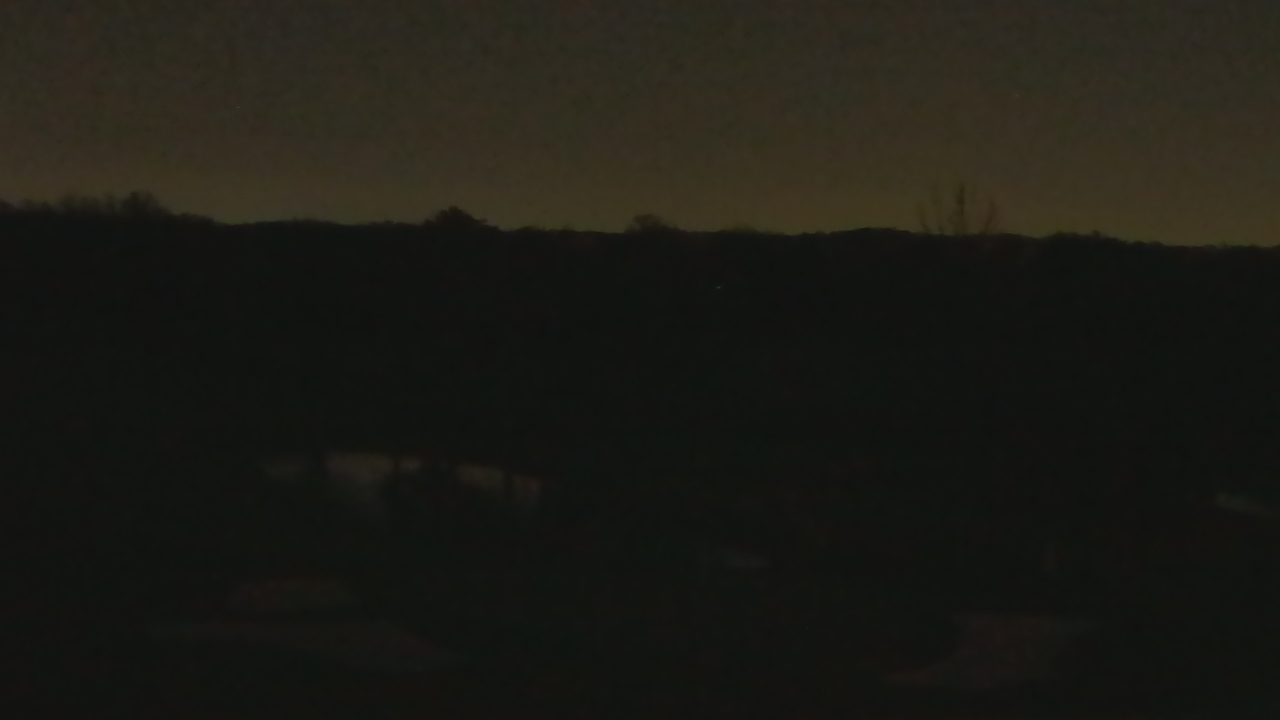 Thumbnail for current weather camera view from International Country Club in Chantilly, Virginia