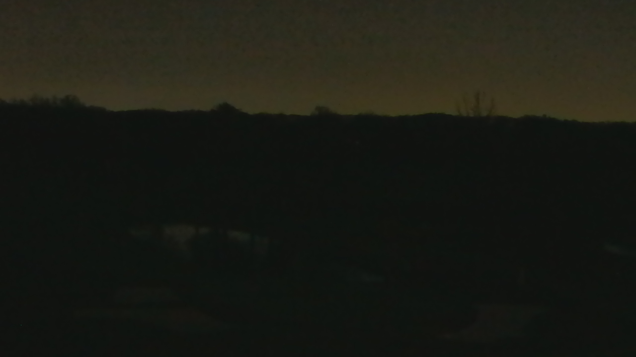 Thumbnail for current weather camera view from International Country Club in Chantilly, Virginia