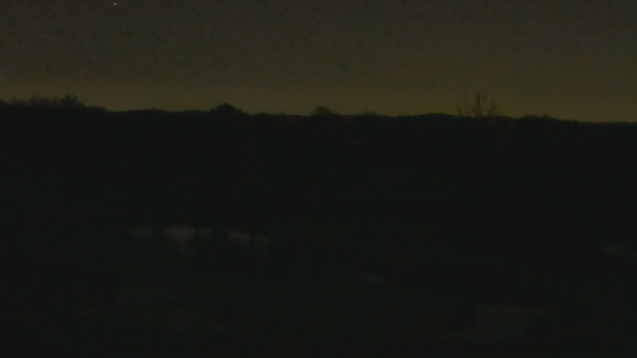 Thumbnail for current weather camera view from International Country Club in Chantilly, Virginia