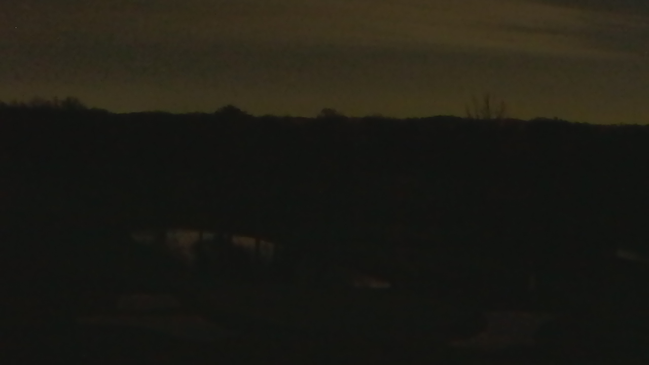 Thumbnail for current weather camera view from International Country Club in Chantilly, Virginia