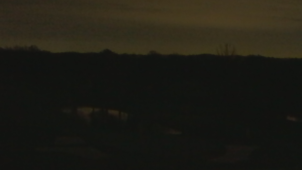 Thumbnail for current weather camera view from International Country Club in Chantilly, Virginia