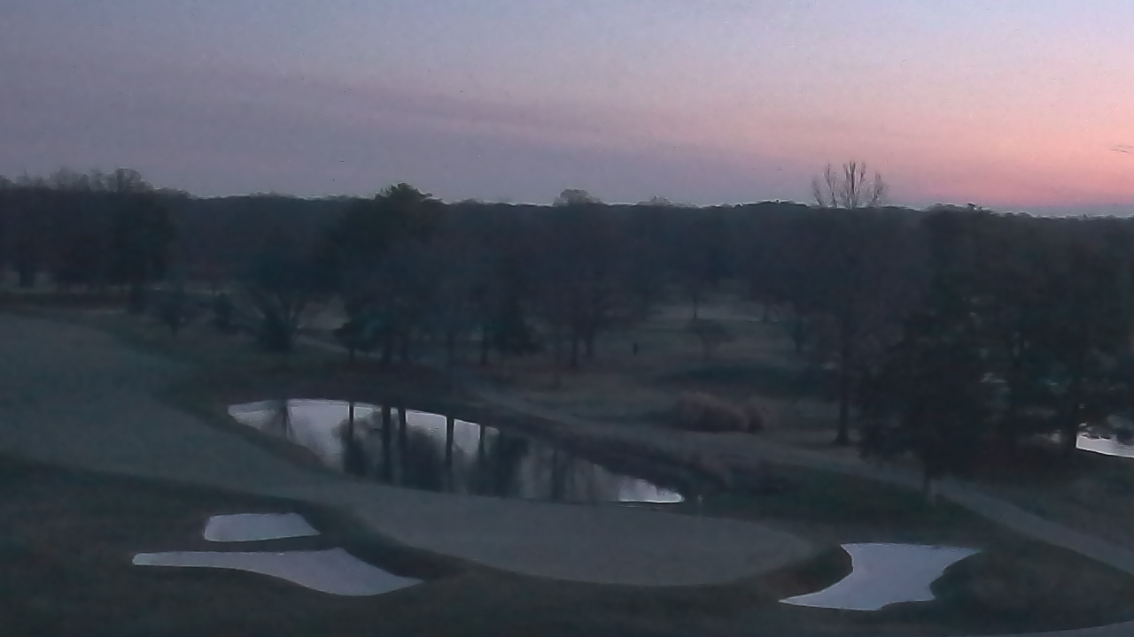 Thumbnail for current weather camera view from International Country Club in Chantilly, Virginia