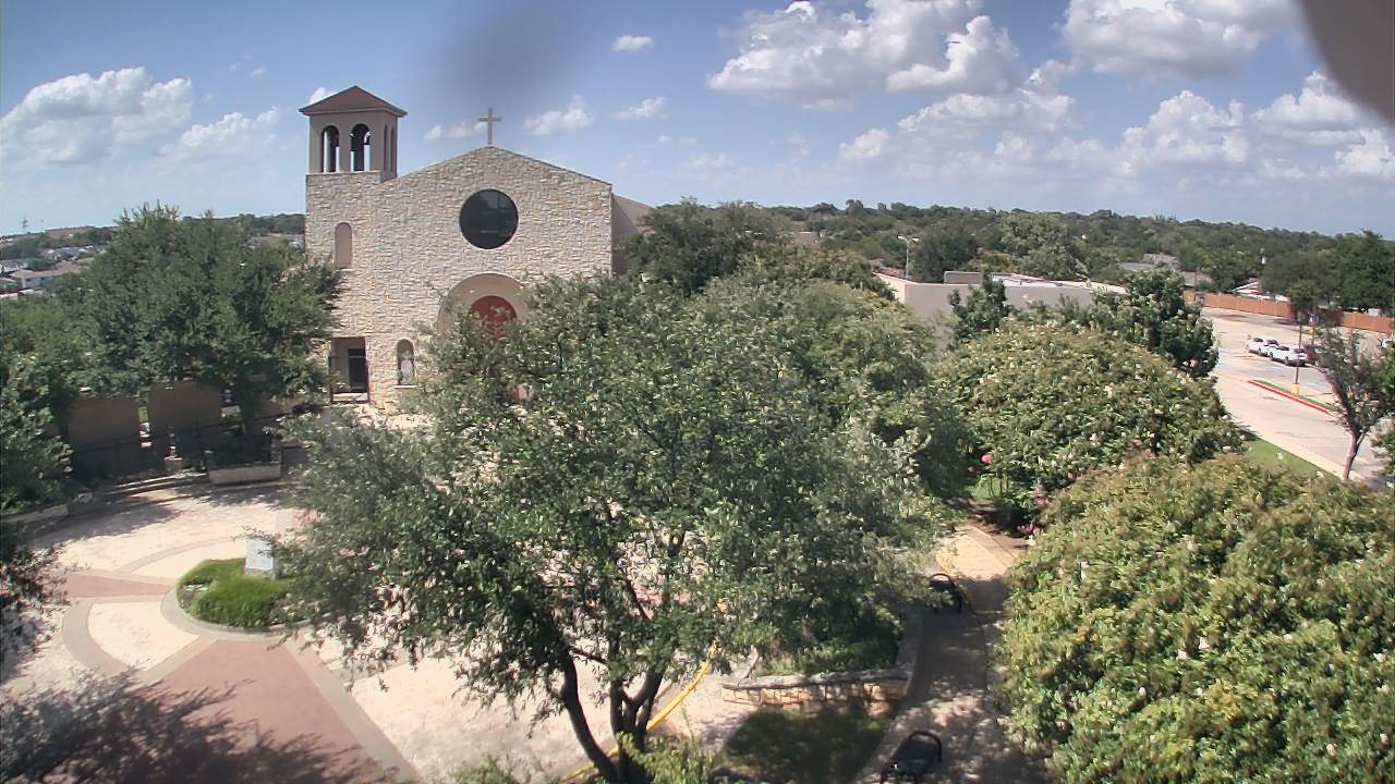 Thumbnail for current weather camera view from Mary Immaculate School in Farmers Branch, Texas
