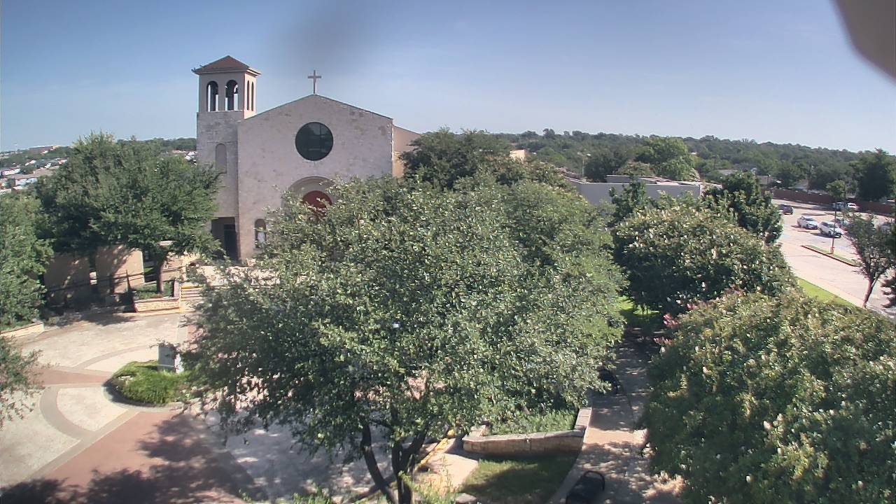 Thumbnail for current weather camera view from Mary Immaculate School in Farmers Branch, Texas
