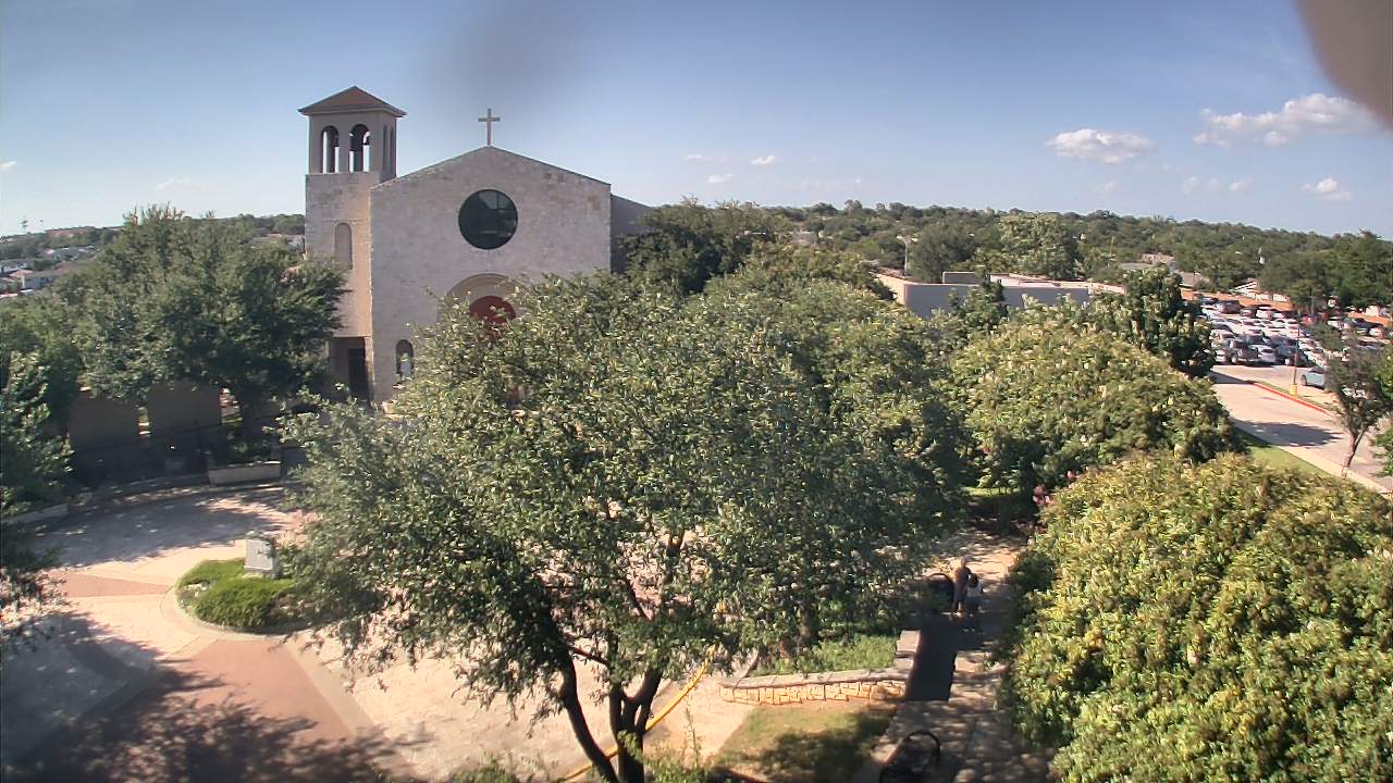 Thumbnail for current weather camera view from Mary Immaculate School in Farmers Branch, Texas