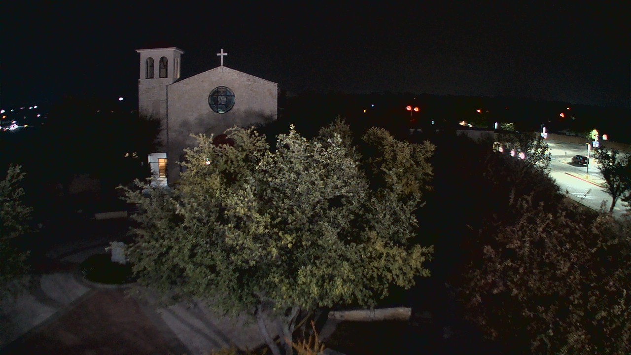 Thumbnail for current weather camera view from Mary Immaculate School in Farmers Branch, Texas