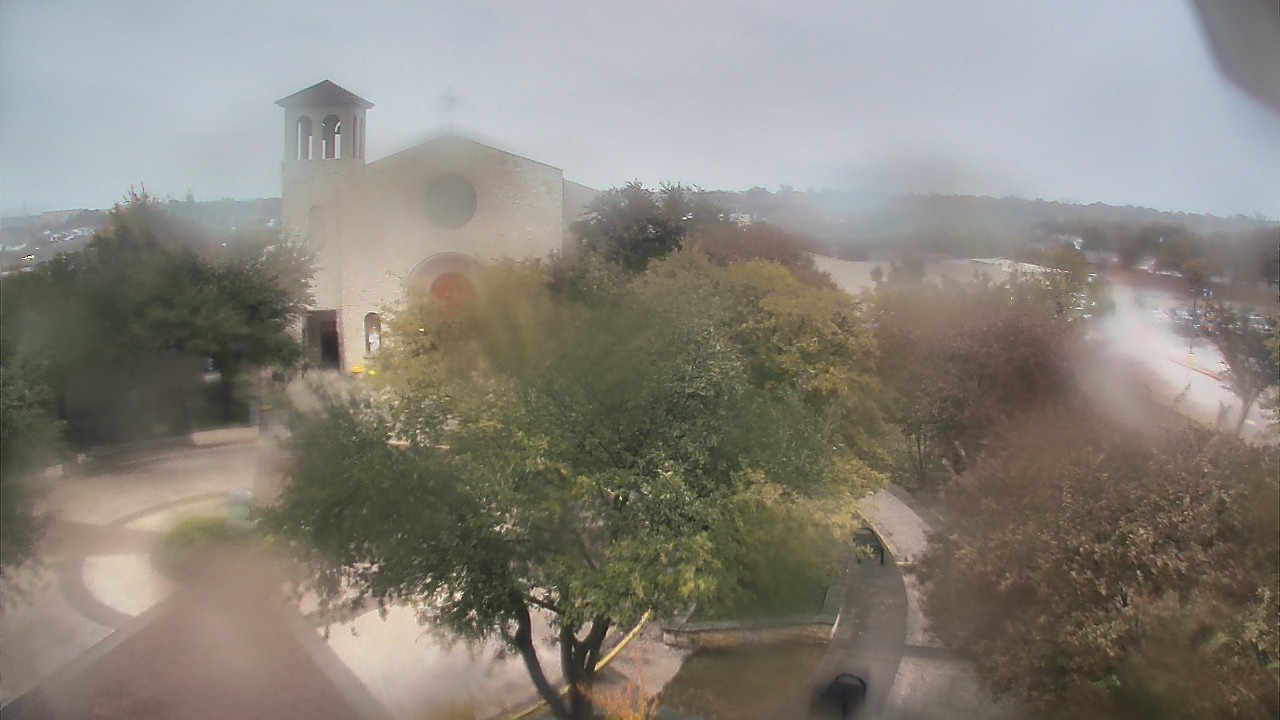 Thumbnail for current weather camera view from Mary Immaculate School in Farmers Branch, Texas