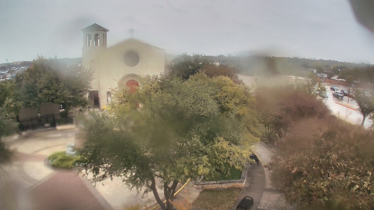 Thumbnail for current weather camera view from Mary Immaculate School in Farmers Branch, Texas