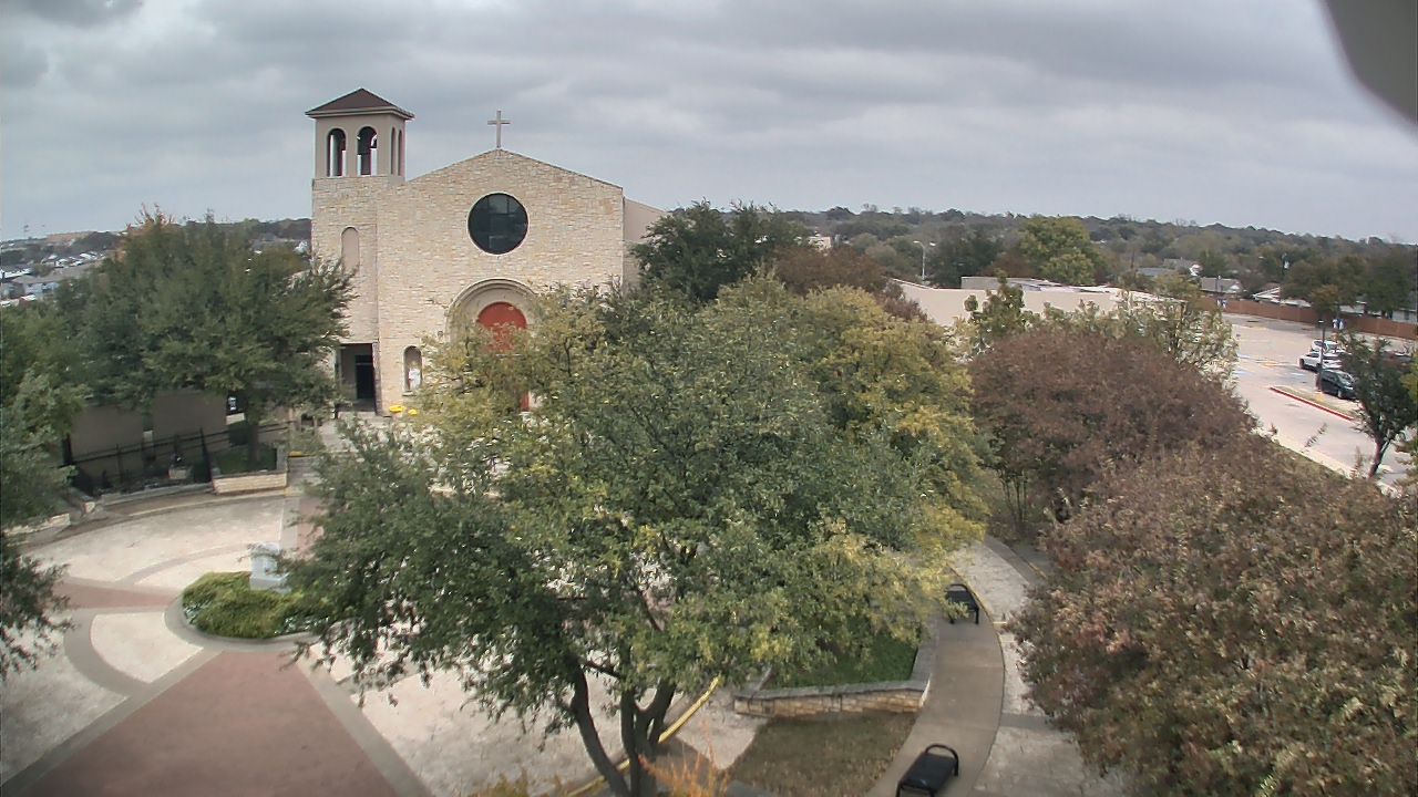 Thumbnail for current weather camera view from Mary Immaculate School in Farmers Branch, Texas