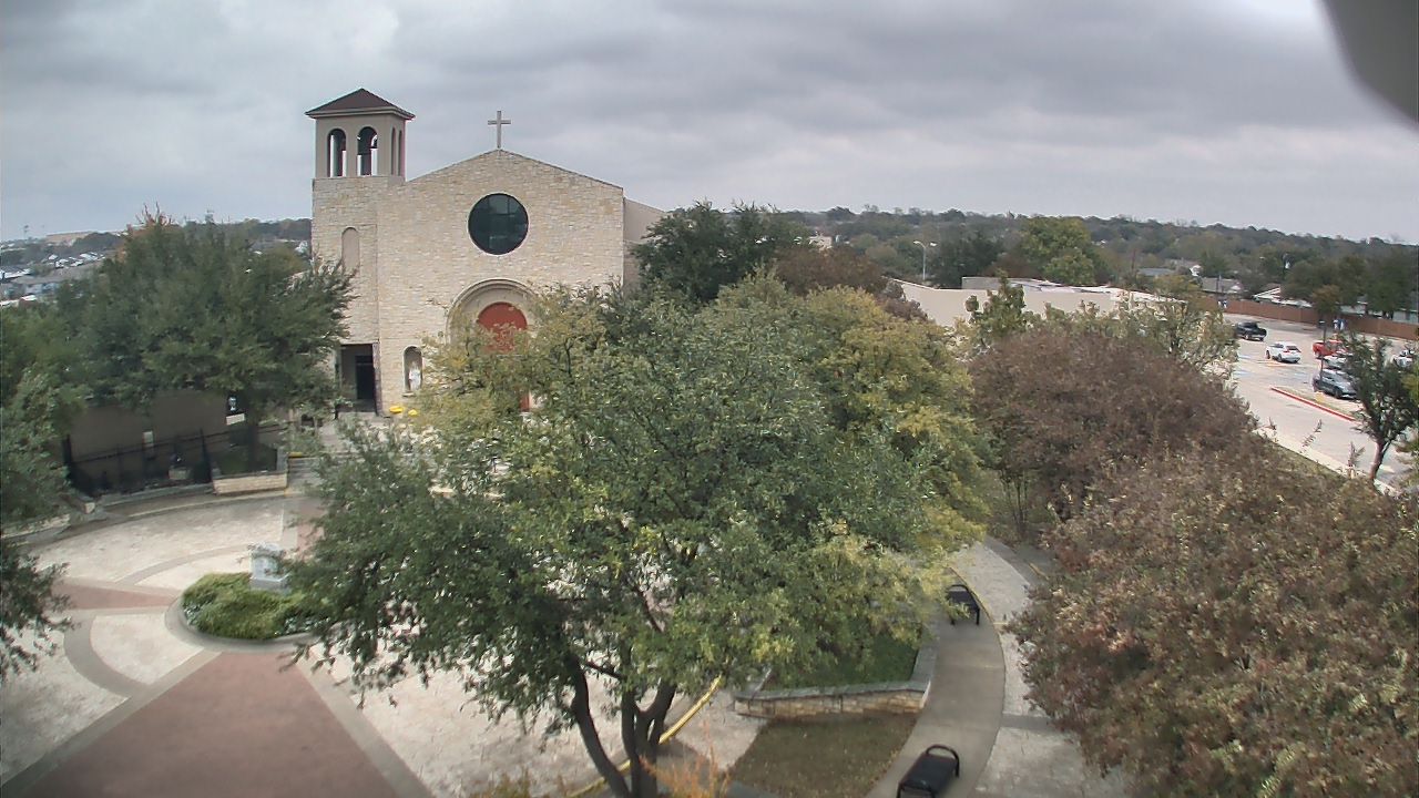 Thumbnail for current weather camera view from Mary Immaculate School in Farmers Branch, Texas