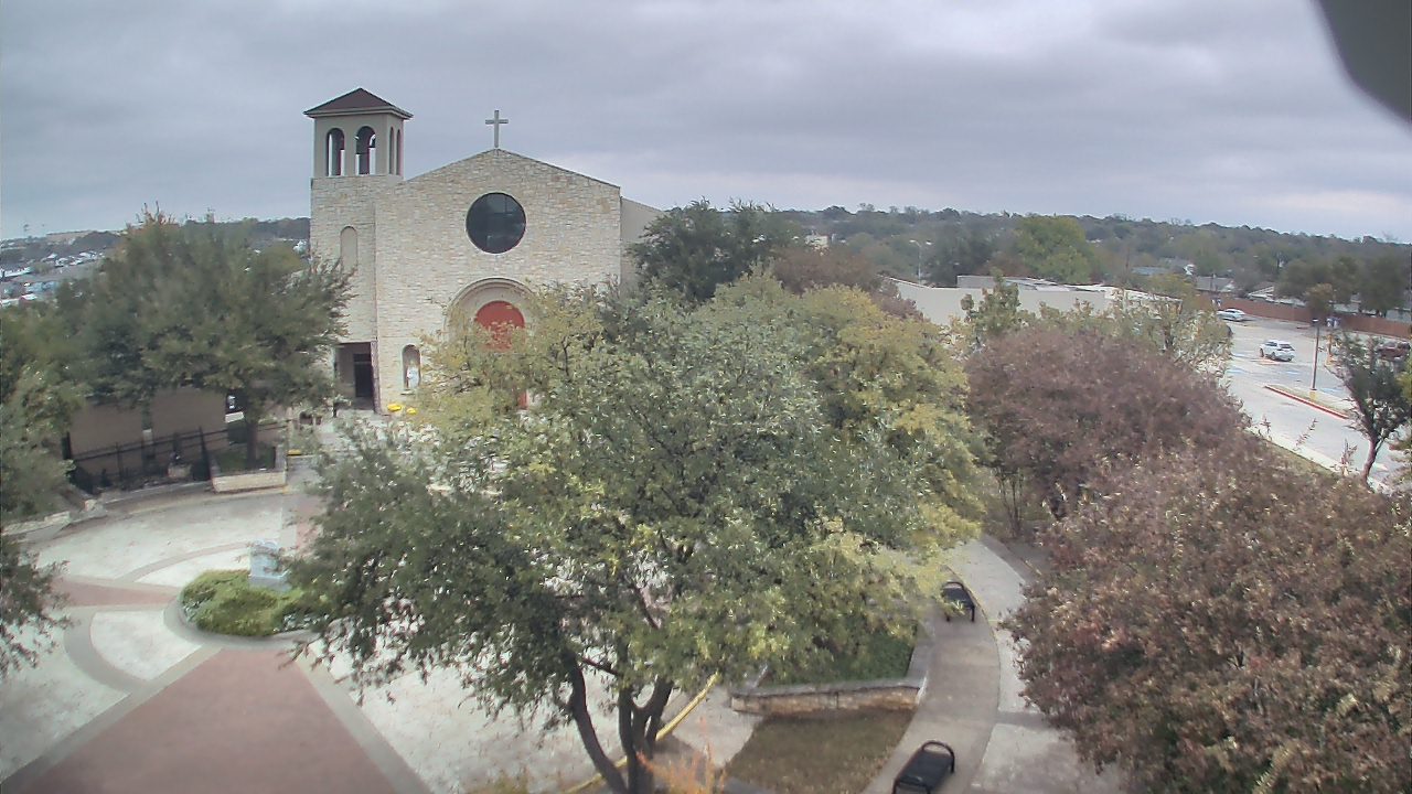 Thumbnail for current weather camera view from Mary Immaculate School in Farmers Branch, Texas