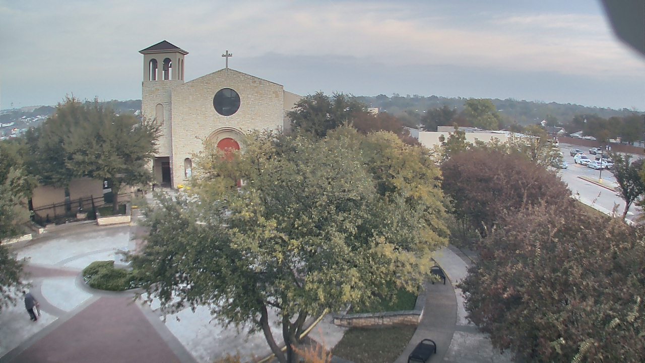Thumbnail for current weather camera view from Mary Immaculate School in Farmers Branch, Texas