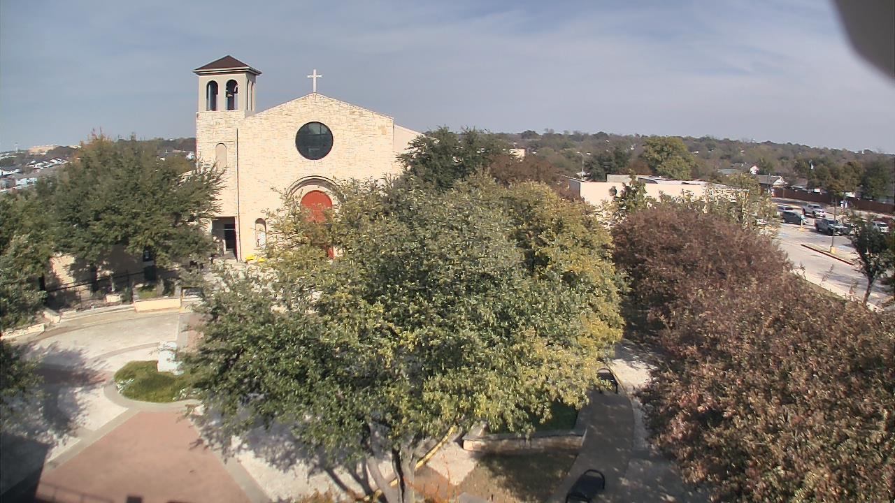 Thumbnail for current weather camera view from Mary Immaculate School in Farmers Branch, Texas