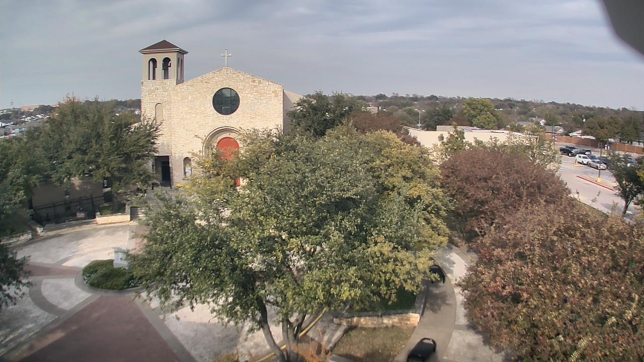 Thumbnail for current weather camera view from Mary Immaculate School in Farmers Branch, Texas