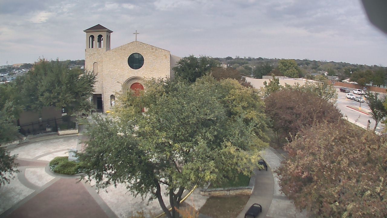 Thumbnail for current weather camera view from Mary Immaculate School in Farmers Branch, Texas