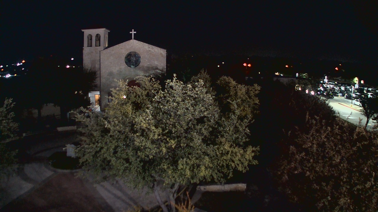 Thumbnail for current weather camera view from Mary Immaculate School in Farmers Branch, Texas