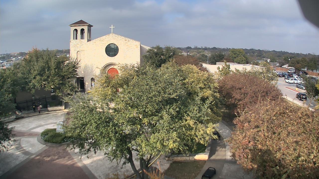 Thumbnail for current weather camera view from Mary Immaculate School in Farmers Branch, Texas