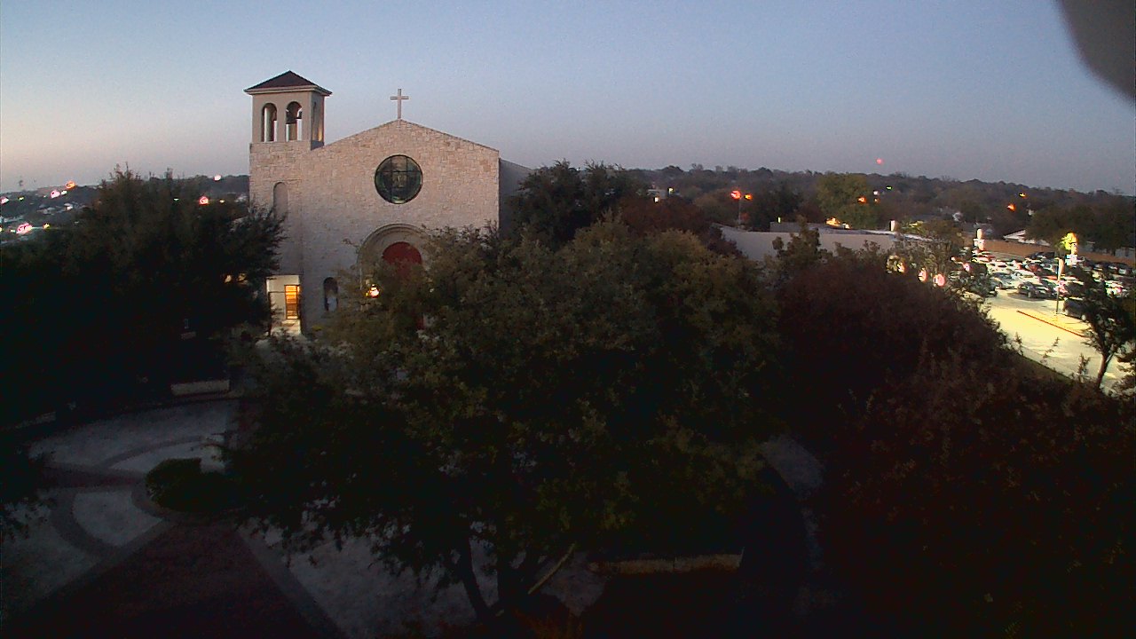 Thumbnail for current weather camera view from Mary Immaculate School in Farmers Branch, Texas