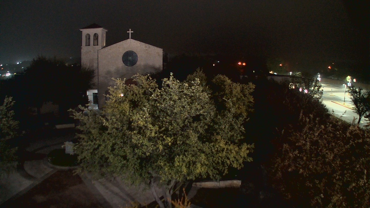 Thumbnail for current weather camera view from Mary Immaculate School in Farmers Branch, Texas