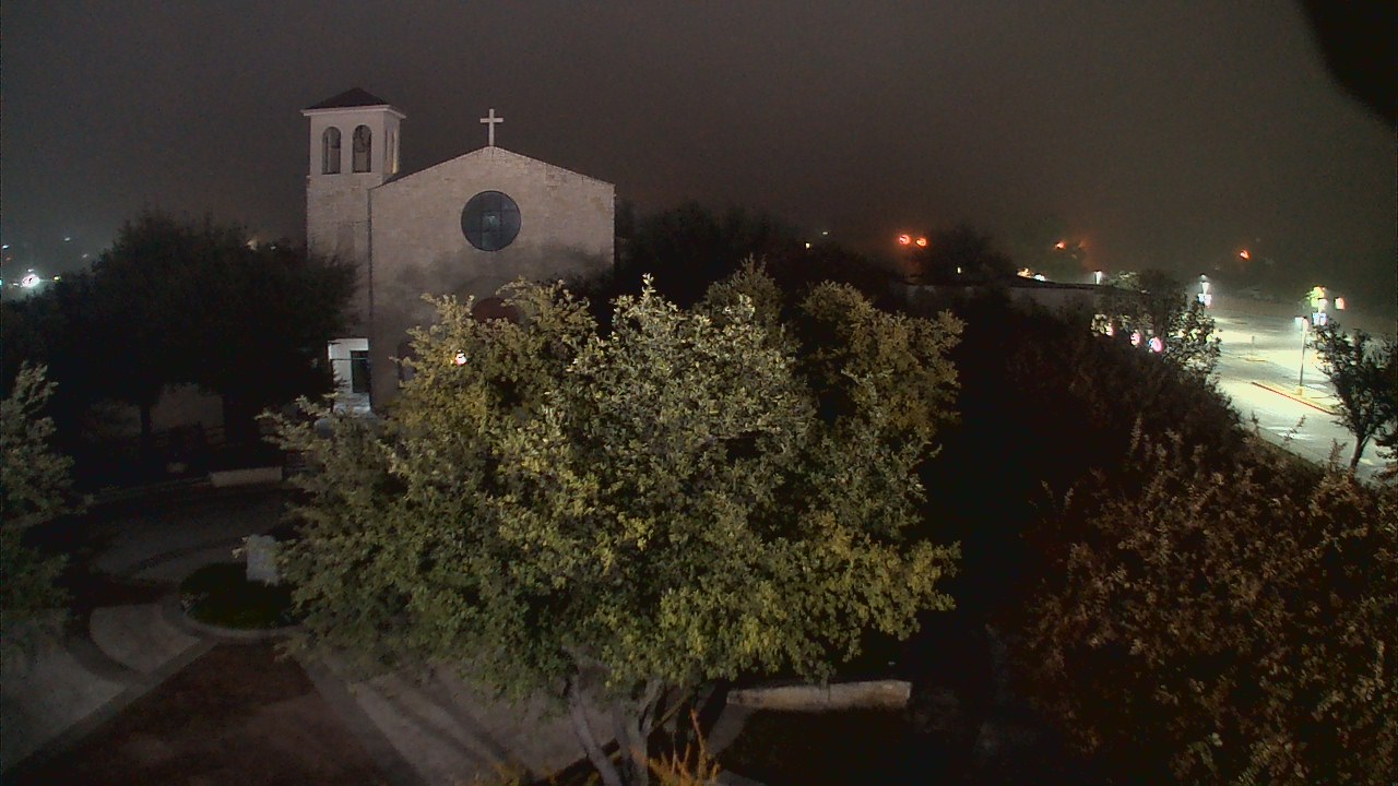 Thumbnail for current weather camera view from Mary Immaculate School in Farmers Branch, Texas