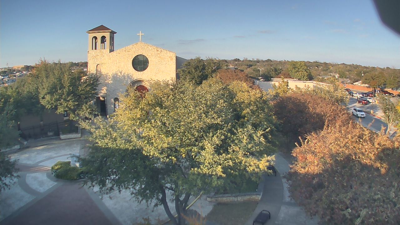 Thumbnail for current weather camera view from Mary Immaculate School in Farmers Branch, Texas