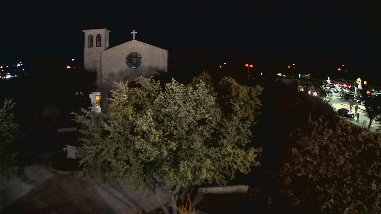 Thumbnail for current weather camera view from Mary Immaculate School in Farmers Branch, Texas