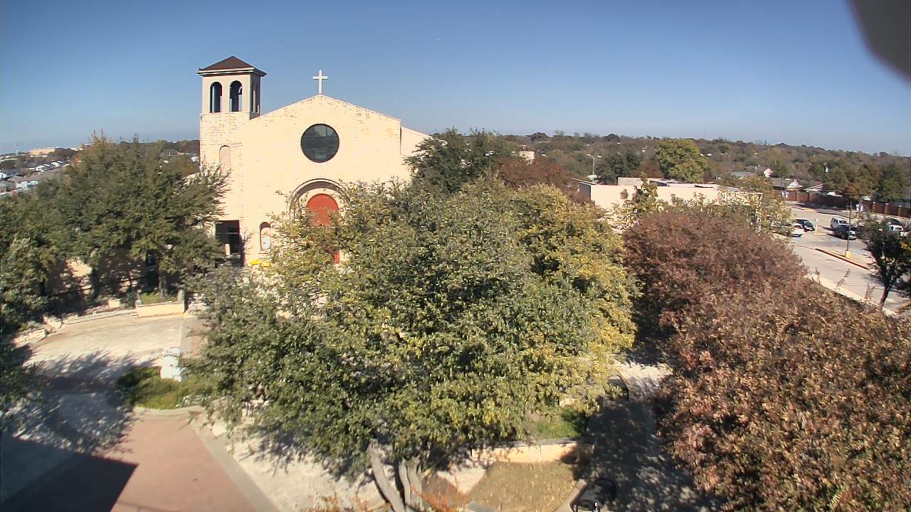 Thumbnail for current weather camera view from Mary Immaculate School in Farmers Branch, Texas