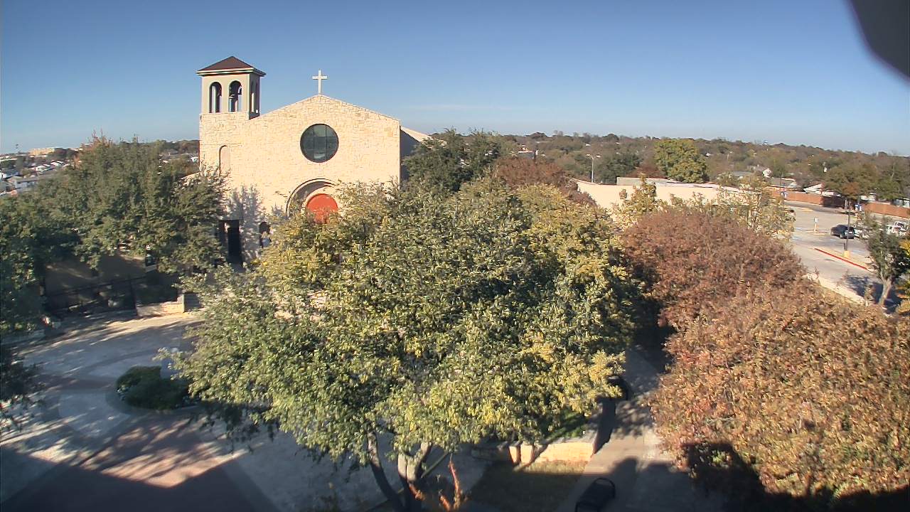 Thumbnail for current weather camera view from Mary Immaculate School in Farmers Branch, Texas