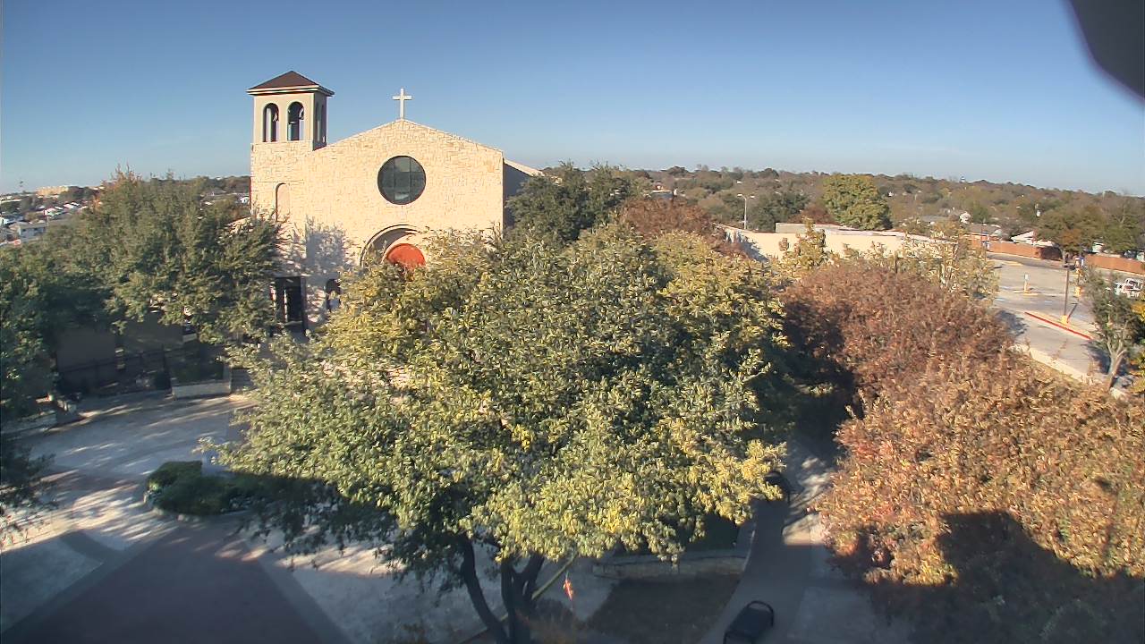 Thumbnail for current weather camera view from Mary Immaculate School in Farmers Branch, Texas