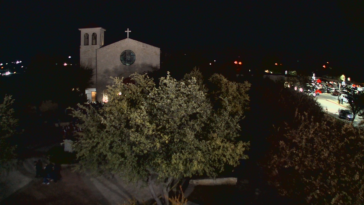 Thumbnail for current weather camera view from Mary Immaculate School in Farmers Branch, Texas