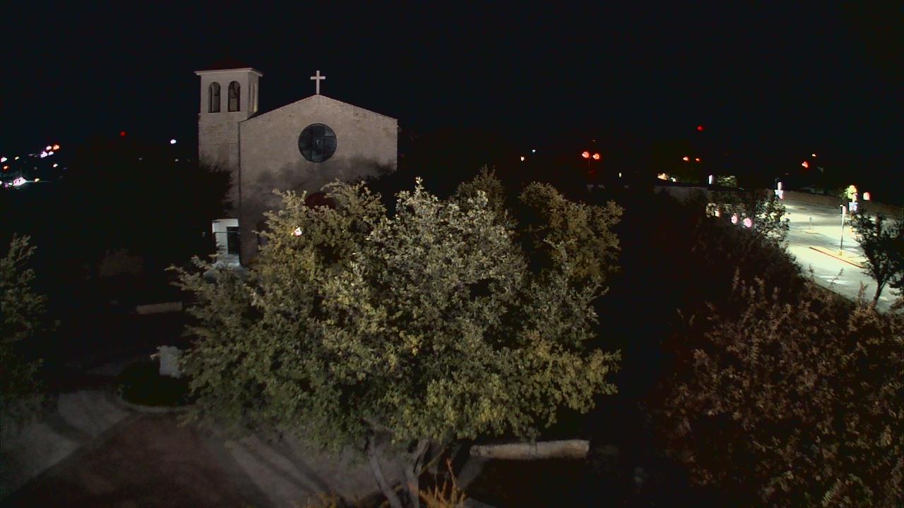 Thumbnail for current weather camera view from Mary Immaculate School in Farmers Branch, Texas