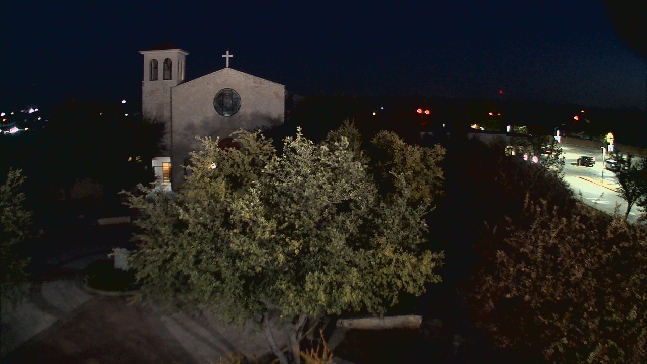 Thumbnail for current weather camera view from Mary Immaculate School in Farmers Branch, Texas