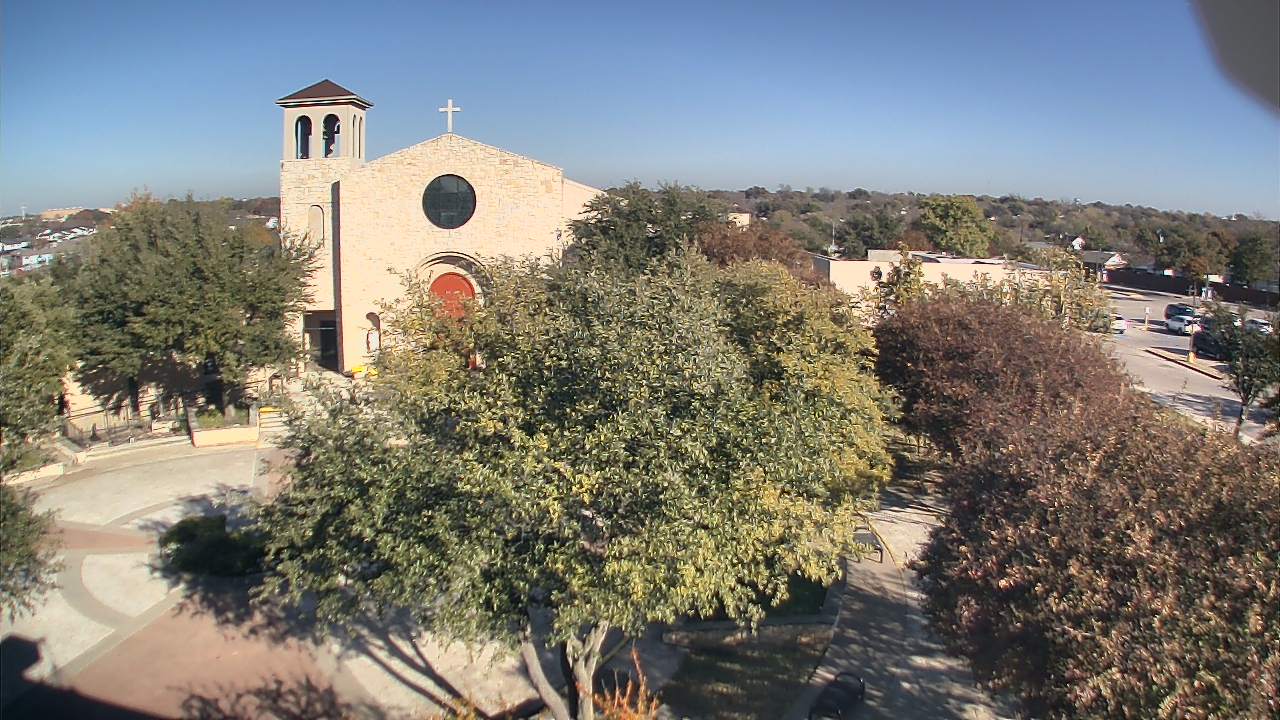 Thumbnail for current weather camera view from Mary Immaculate School in Farmers Branch, Texas