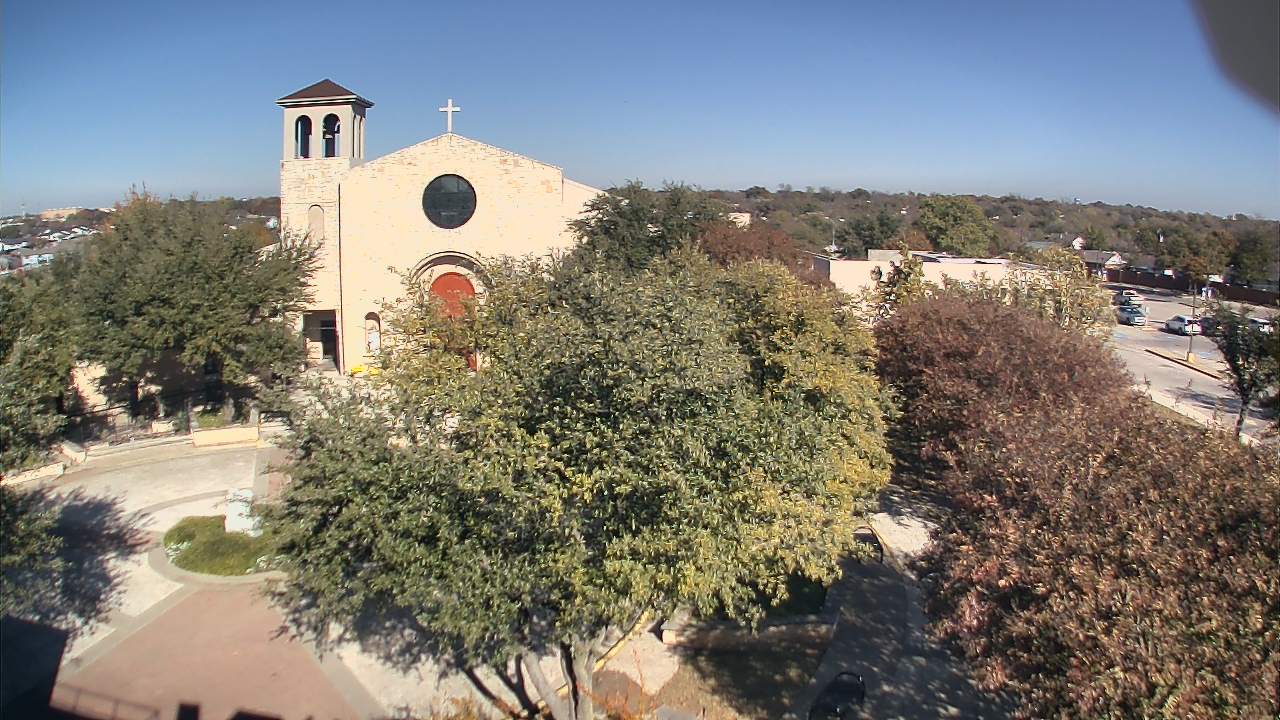 Thumbnail for current weather camera view from Mary Immaculate School in Farmers Branch, Texas