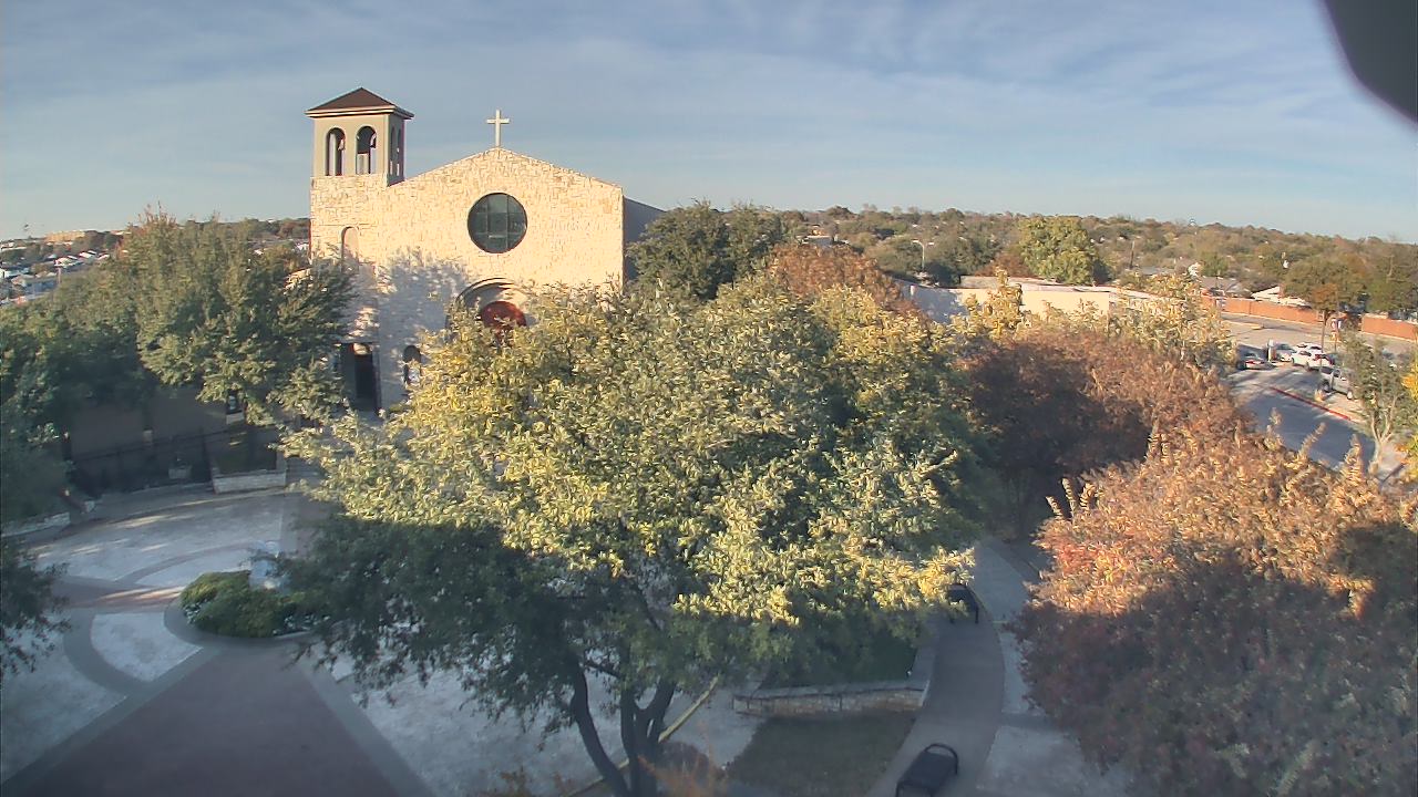 Thumbnail for current weather camera view from Mary Immaculate School in Farmers Branch, Texas