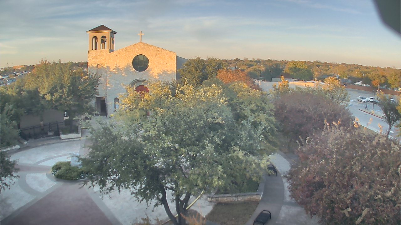 Thumbnail for current weather camera view from Mary Immaculate School in Farmers Branch, Texas