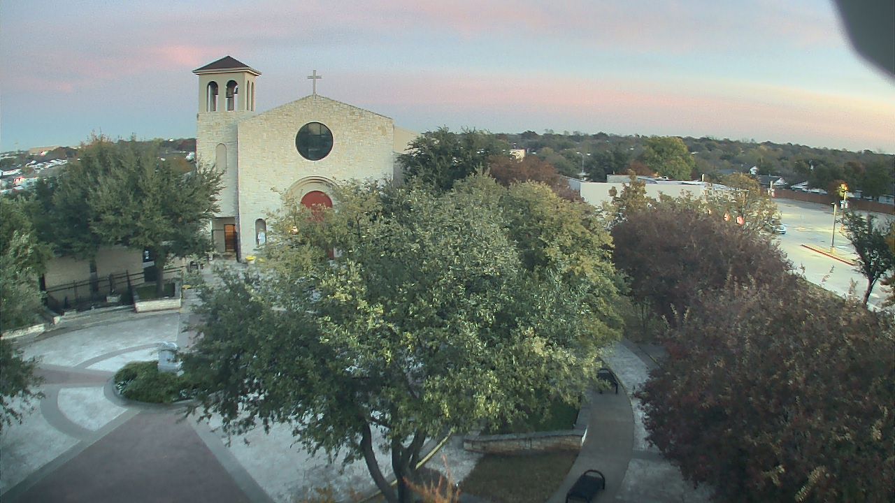 Thumbnail for current weather camera view from Mary Immaculate School in Farmers Branch, Texas