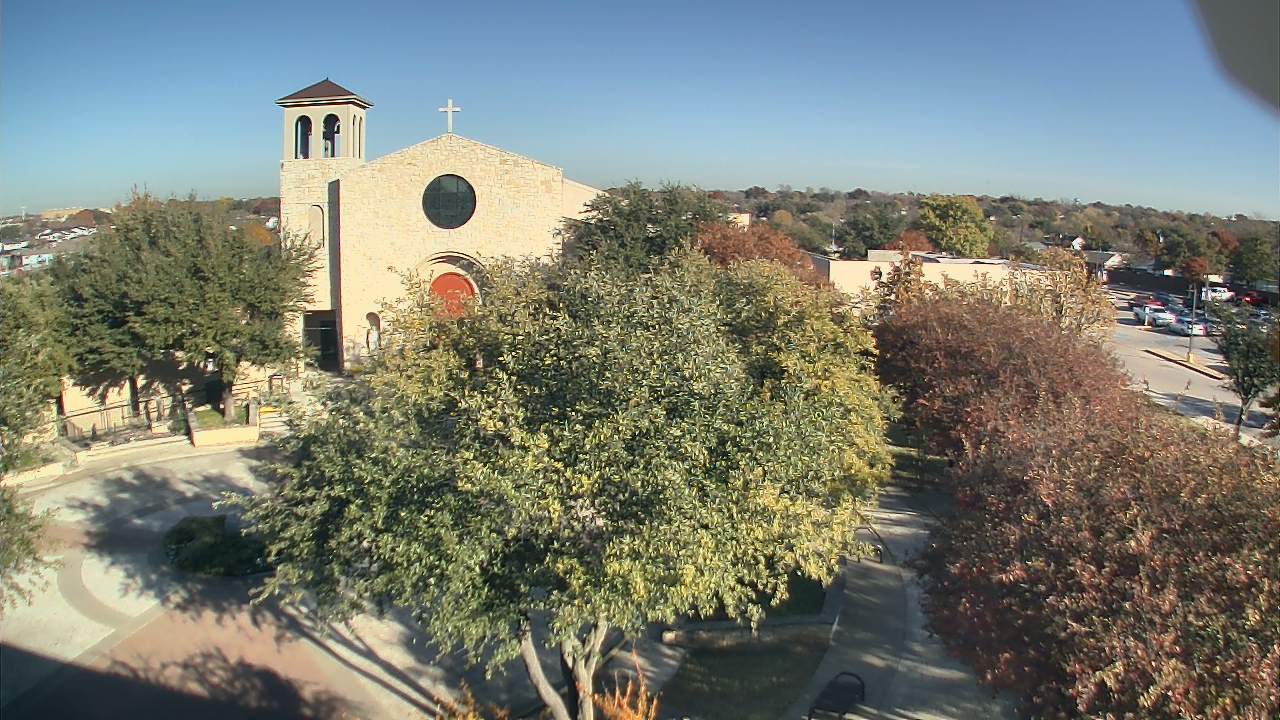 Thumbnail for current weather camera view from Mary Immaculate School in Farmers Branch, Texas