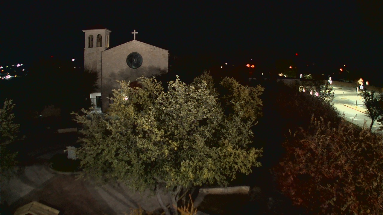 Thumbnail for current weather camera view from Mary Immaculate School in Farmers Branch, Texas