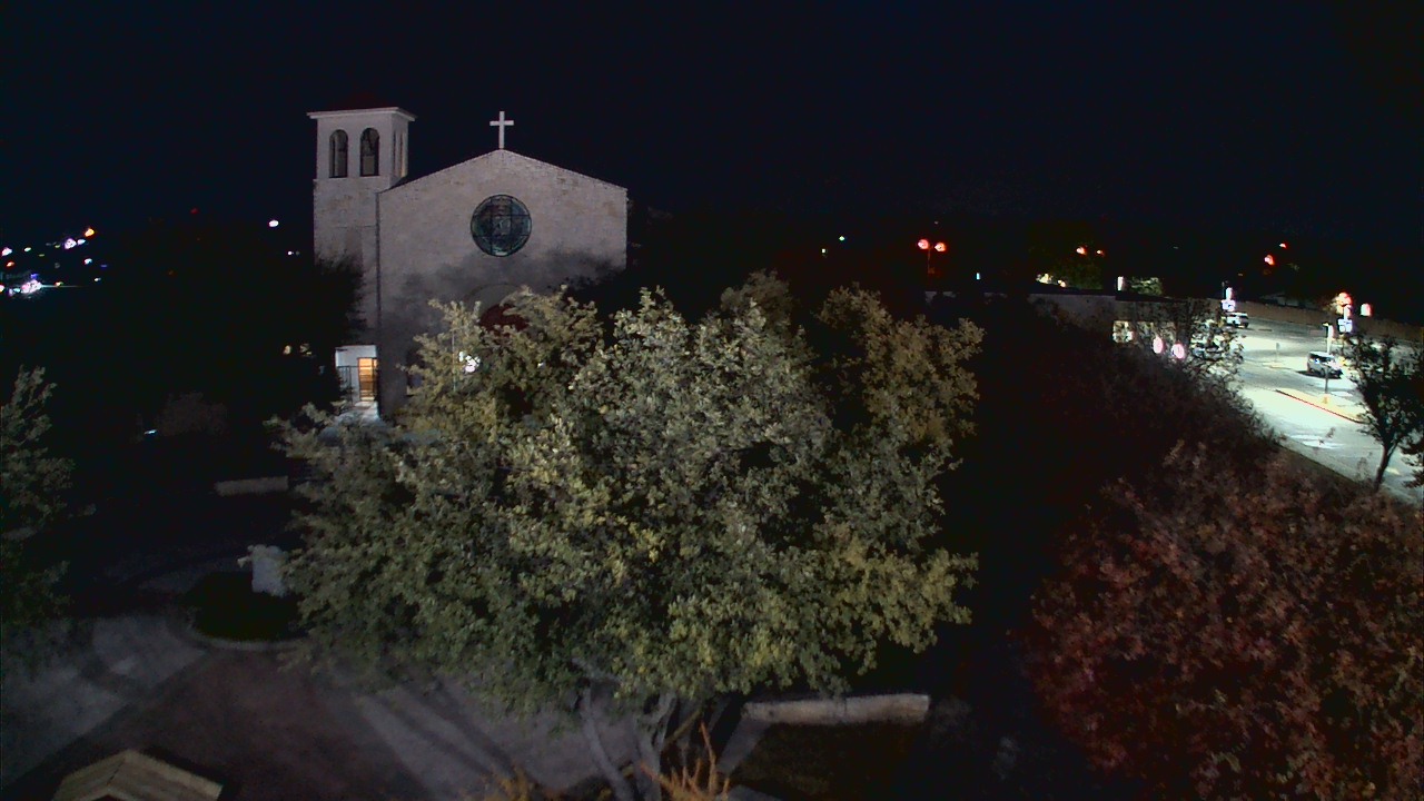 Thumbnail for current weather camera view from Mary Immaculate School in Farmers Branch, Texas