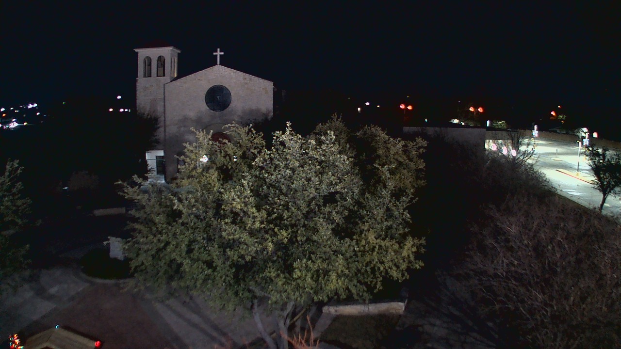 Thumbnail for current weather camera view from Mary Immaculate School in Farmers Branch, Texas