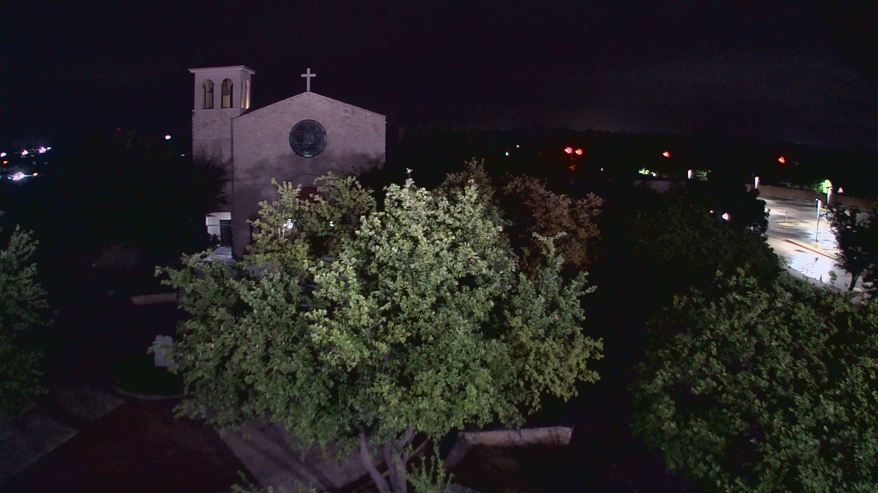 Thumbnail for current weather camera view from Mary Immaculate School in Farmers Branch, Texas