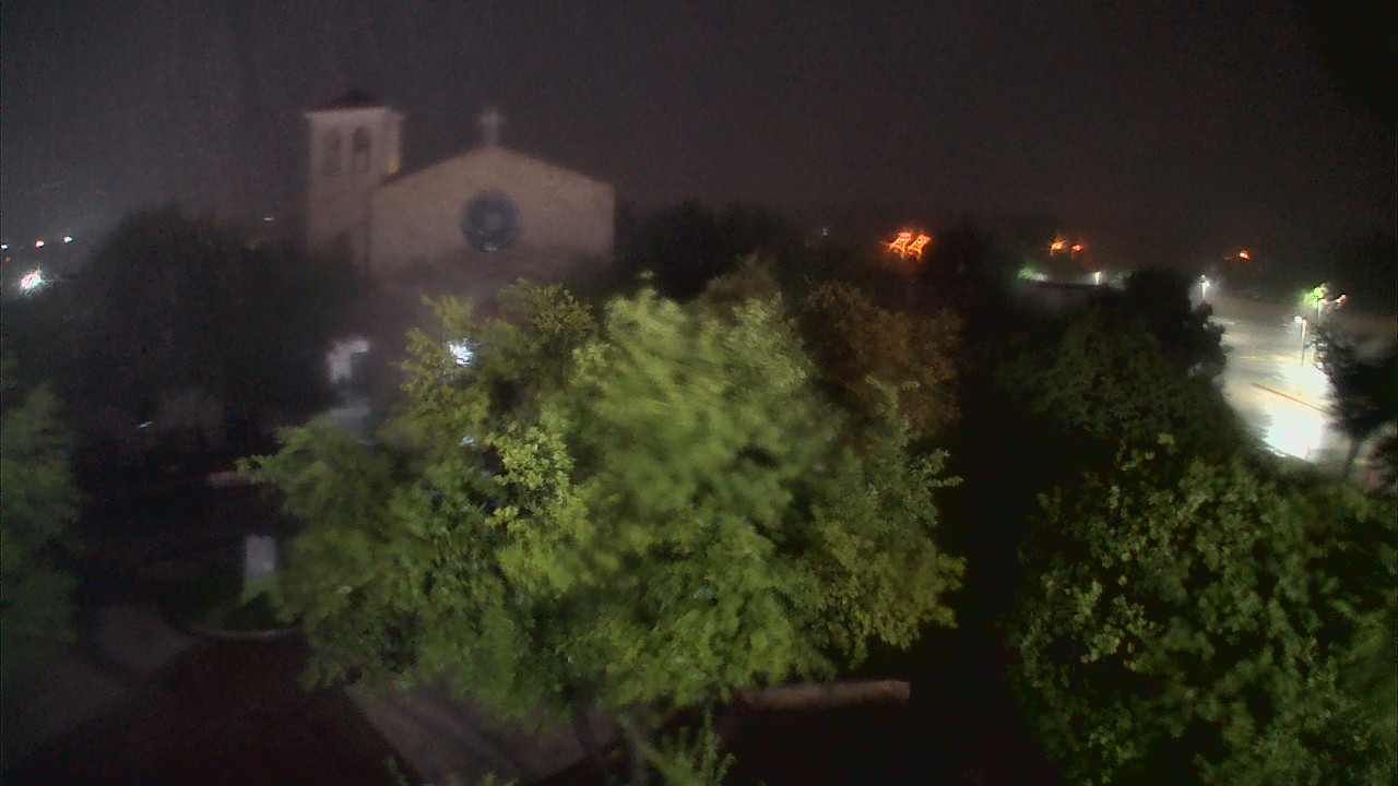Thumbnail for current weather camera view from Mary Immaculate School in Farmers Branch, Texas