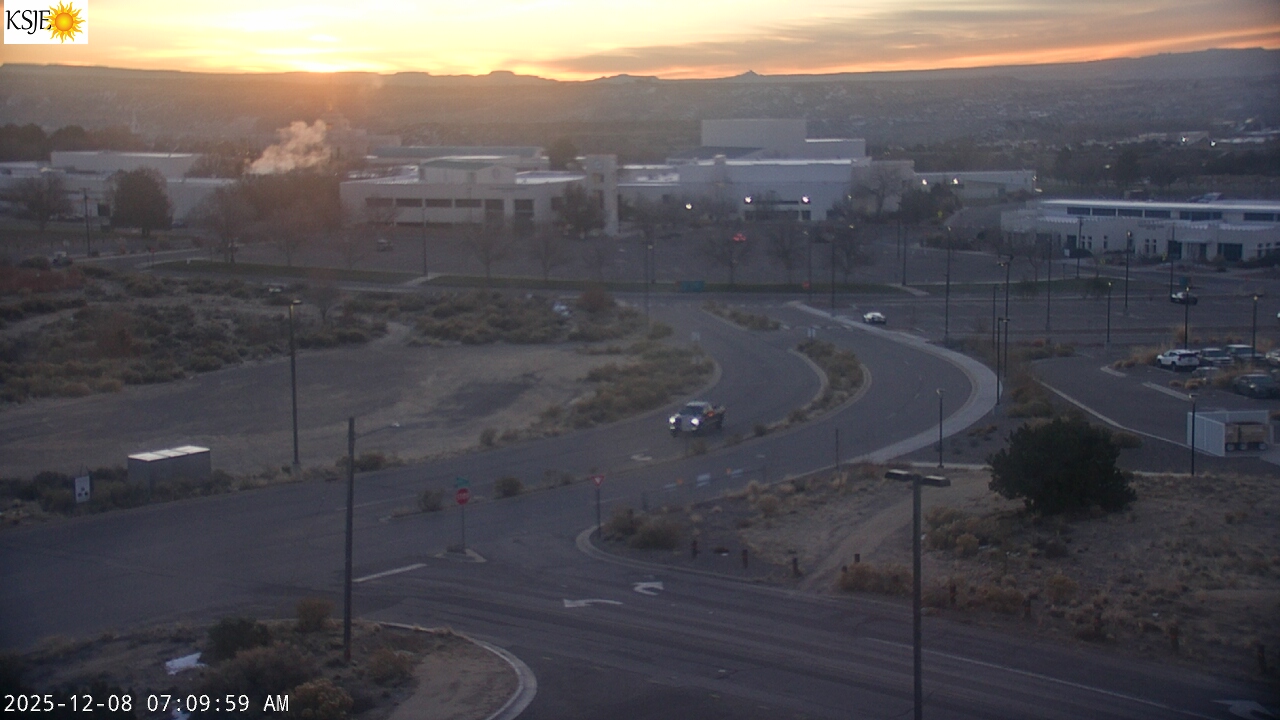 Thumbnail for current weather camera view from KSJE-San Juan College in Farmington, New Mexico